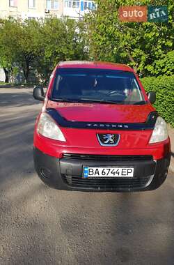 Минивэн Peugeot Partner 2011 в 
