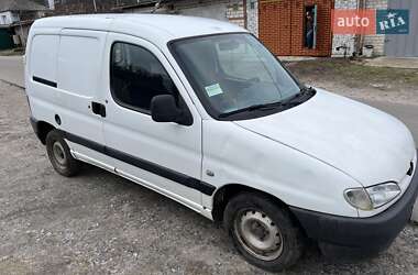 Вантажний фургон Peugeot Partner 2002 в Каневі