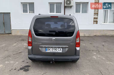 Мінівен Peugeot Partner 2010 в Рівному