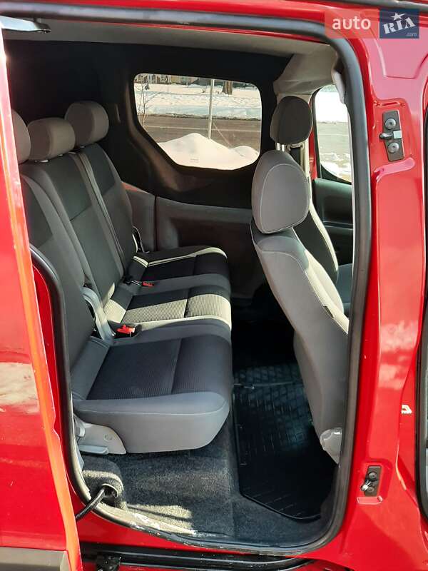 Минивэн Peugeot Partner 2011 в Ивано-Франковске