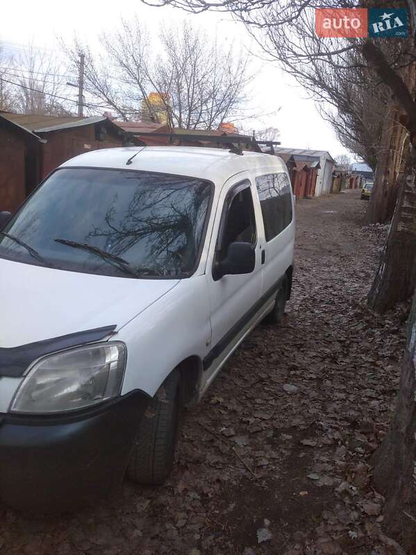 Мінівен Peugeot Partner 2005 в Києві