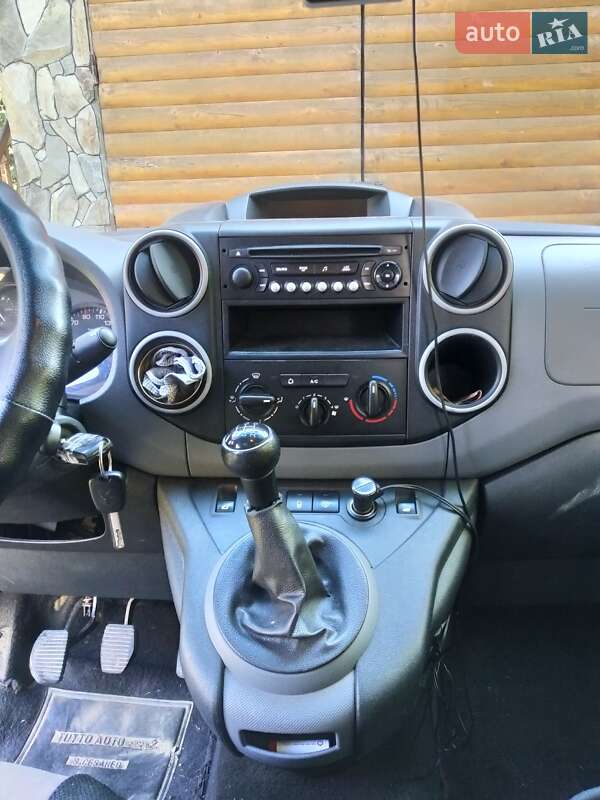 Мінівен Peugeot Partner 2012 в Яремчі фото 7 Мінівен Peugeot Partner 2012 в Яремчі