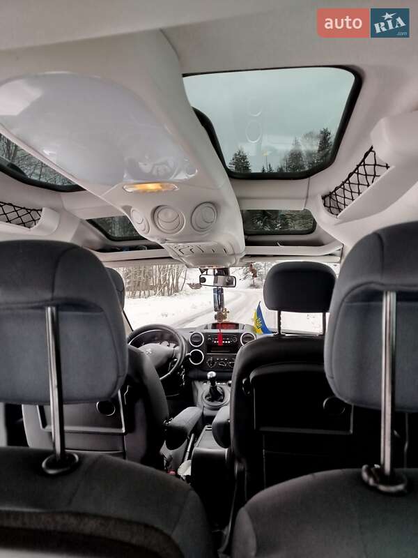 Минивэн Peugeot Partner 2010 в 