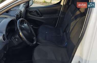 Грузовой фургон Peugeot Partner 2009 в 