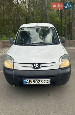 Грузовой фургон Peugeot Partner 2006 в Киеве