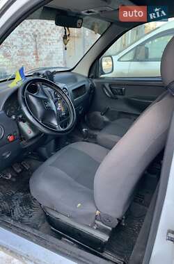 Мінівен Peugeot Partner 2005 в 
