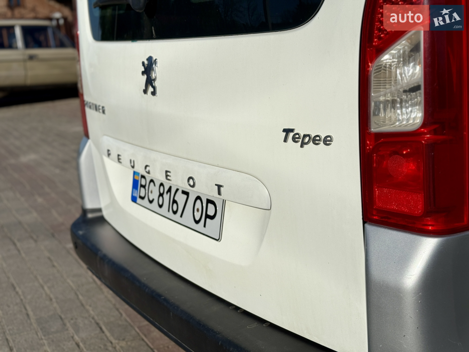 2011 Peugeot Partner - мініатюра 12