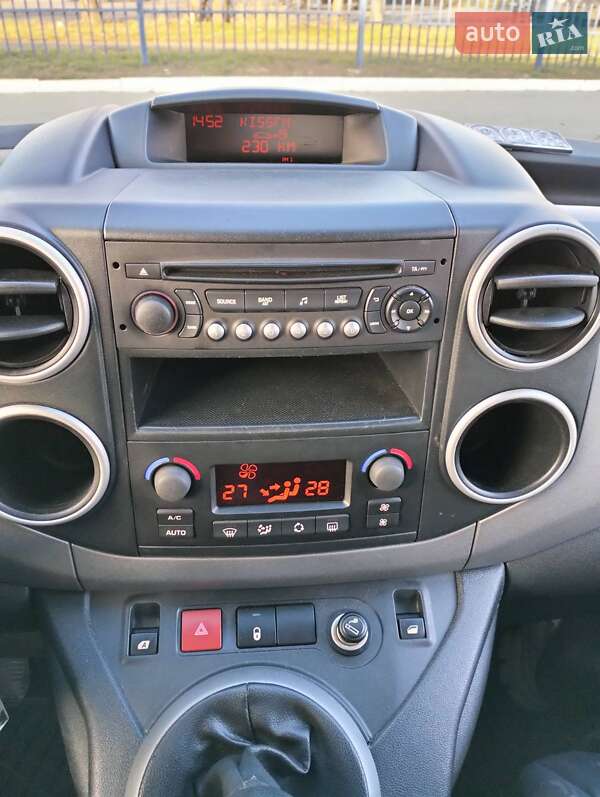 Мінівен Peugeot Partner 2015 в Одесі