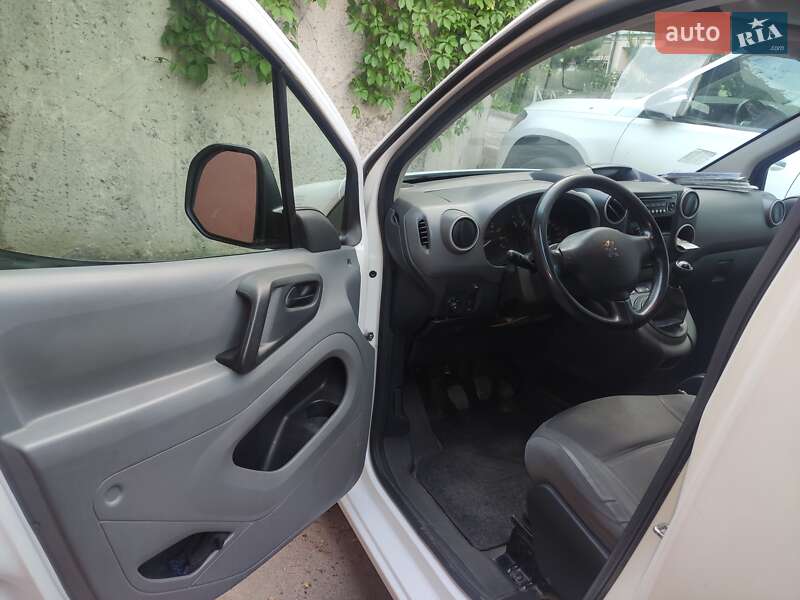 Минивэн Peugeot Partner 2010 в Сумах