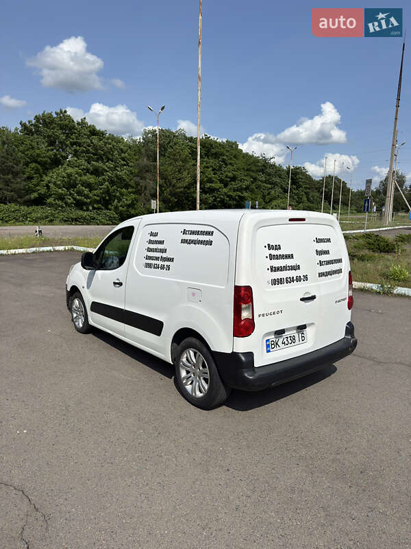 Грузовой фургон Peugeot Partner 2011 в Ровно