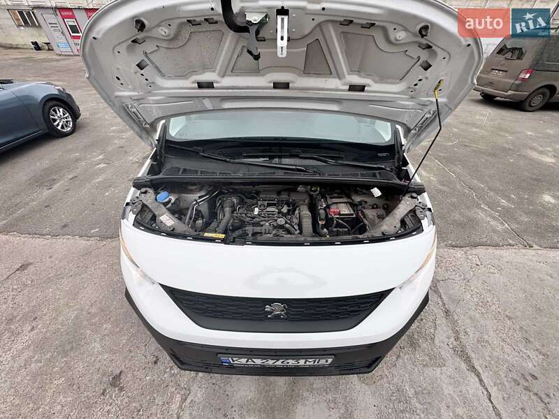 Минивэн Peugeot Partner 2023 в Киеве