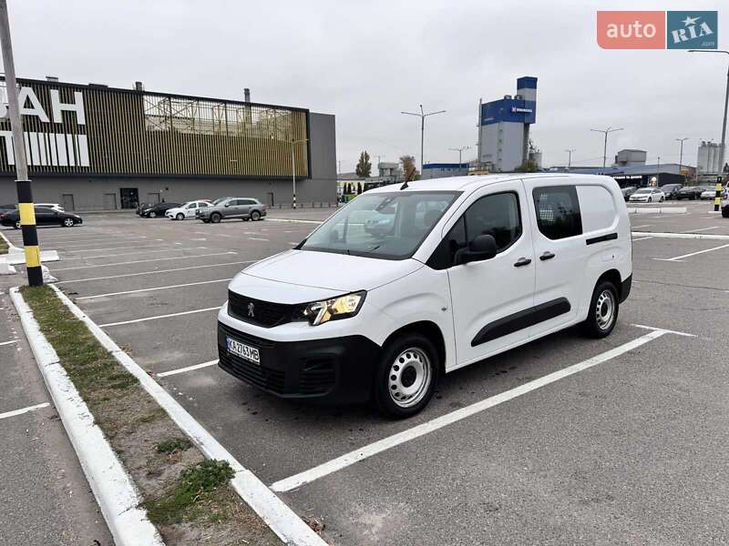 Минивэн Peugeot Partner 2023 в Киеве