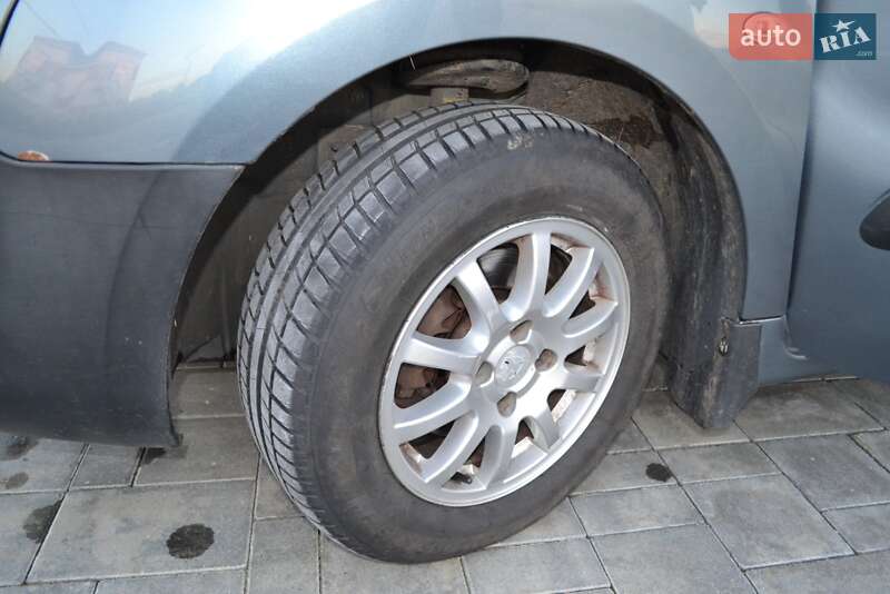 Минивэн Peugeot Partner 2012 в Луцке