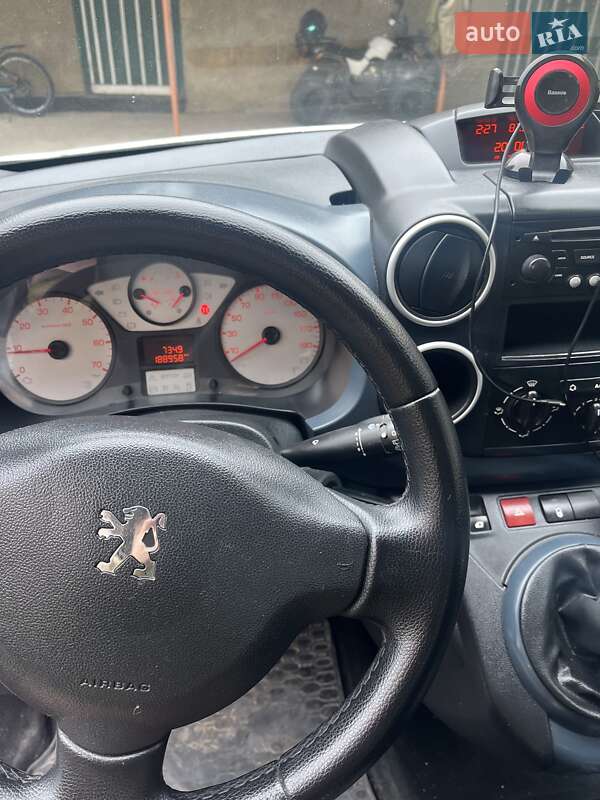 Минивэн Peugeot Partner 2012 в Кременце
