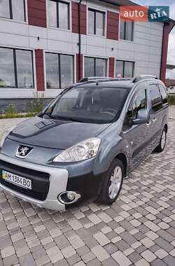 Мінівен Peugeot Partner 2011 в Житомирі
