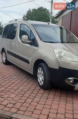 Мінівен Peugeot Partner 2011 в Звягелі