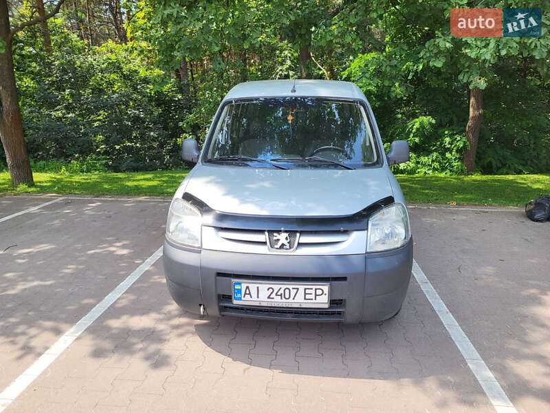 Мінівен Peugeot Partner 2011 в Бучі фото 2 Мінівен Peugeot Partner 2011 в Бучі