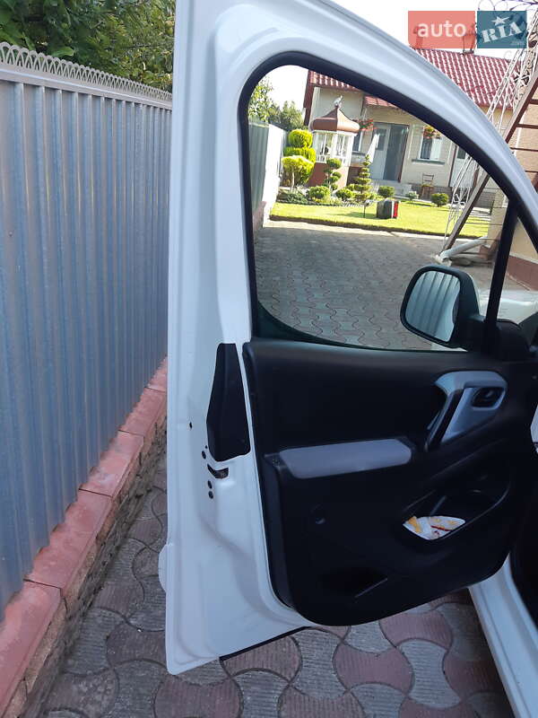 Мінівен Peugeot Partner 2014 в Борщеві