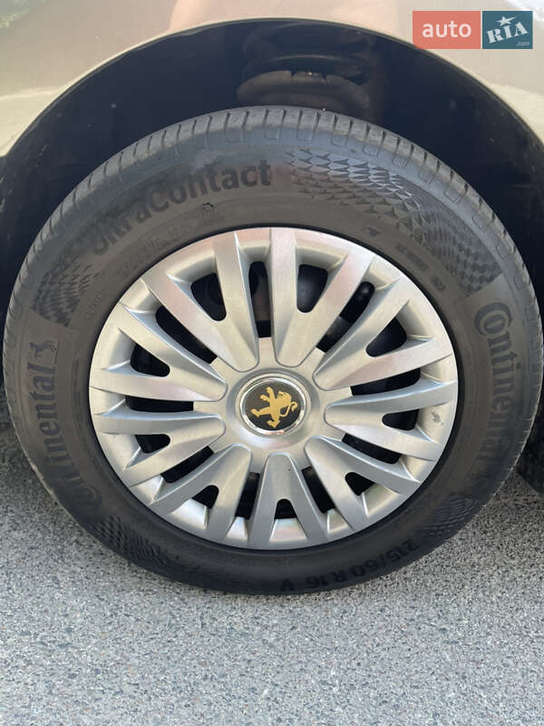 Мінівен Peugeot Partner 2013 в Вишневому