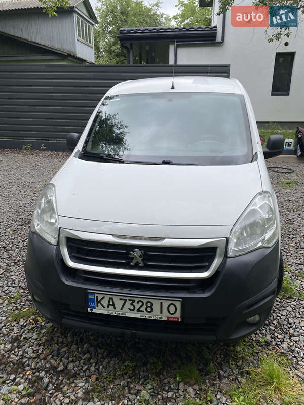 Мінівен Peugeot Partner 2017 в Києві