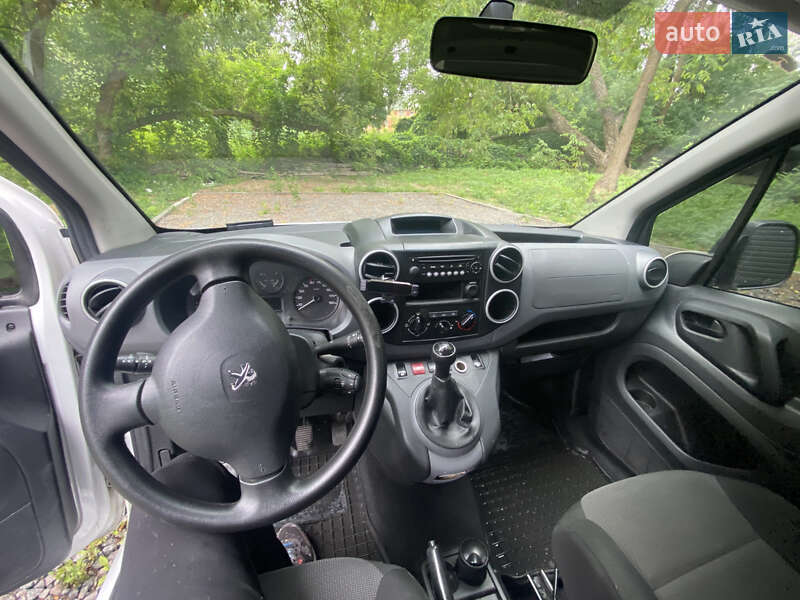 Мінівен Peugeot Partner 2017 в Києві