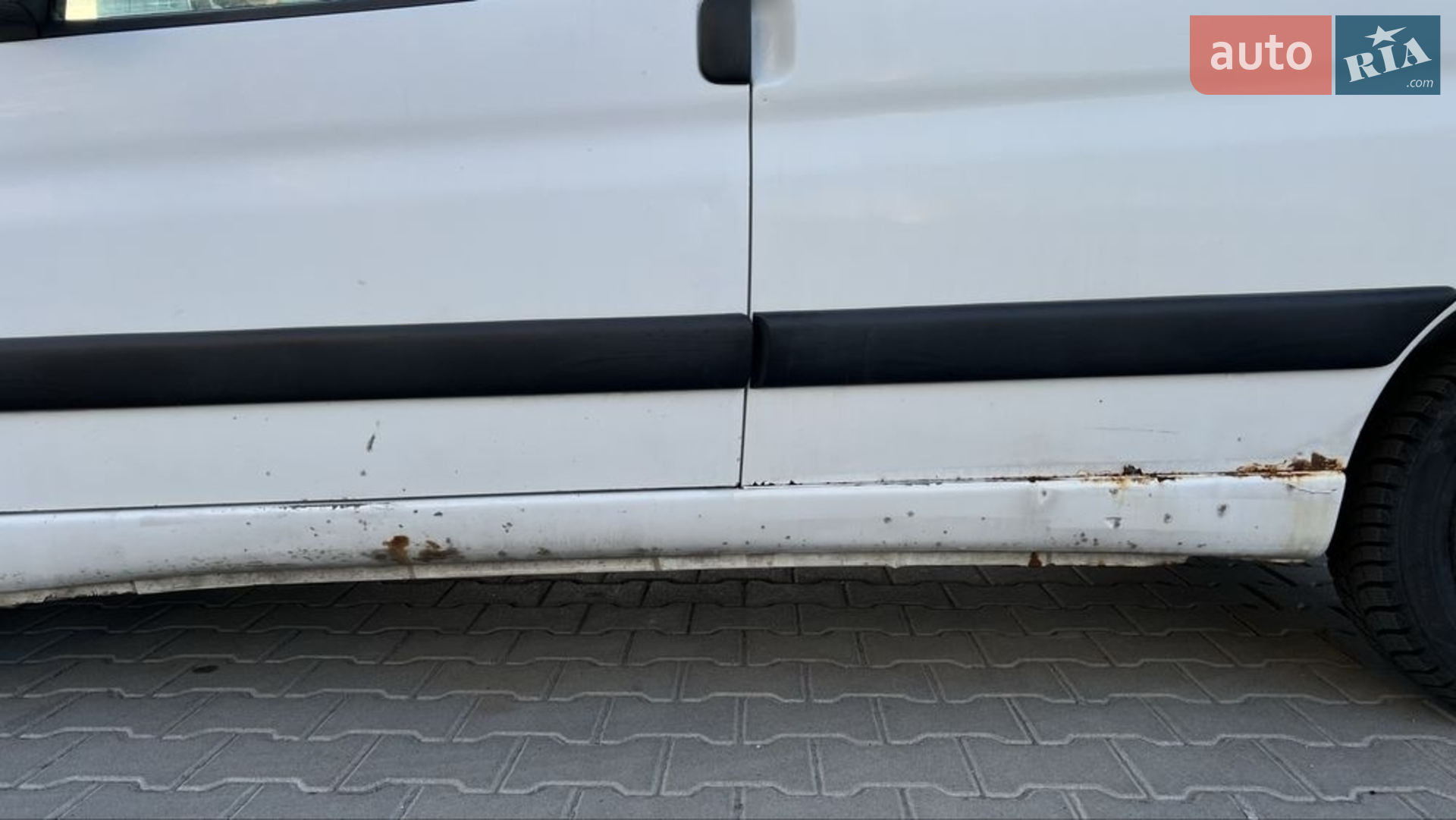 2010 Peugeot Partner - мініатюра 2