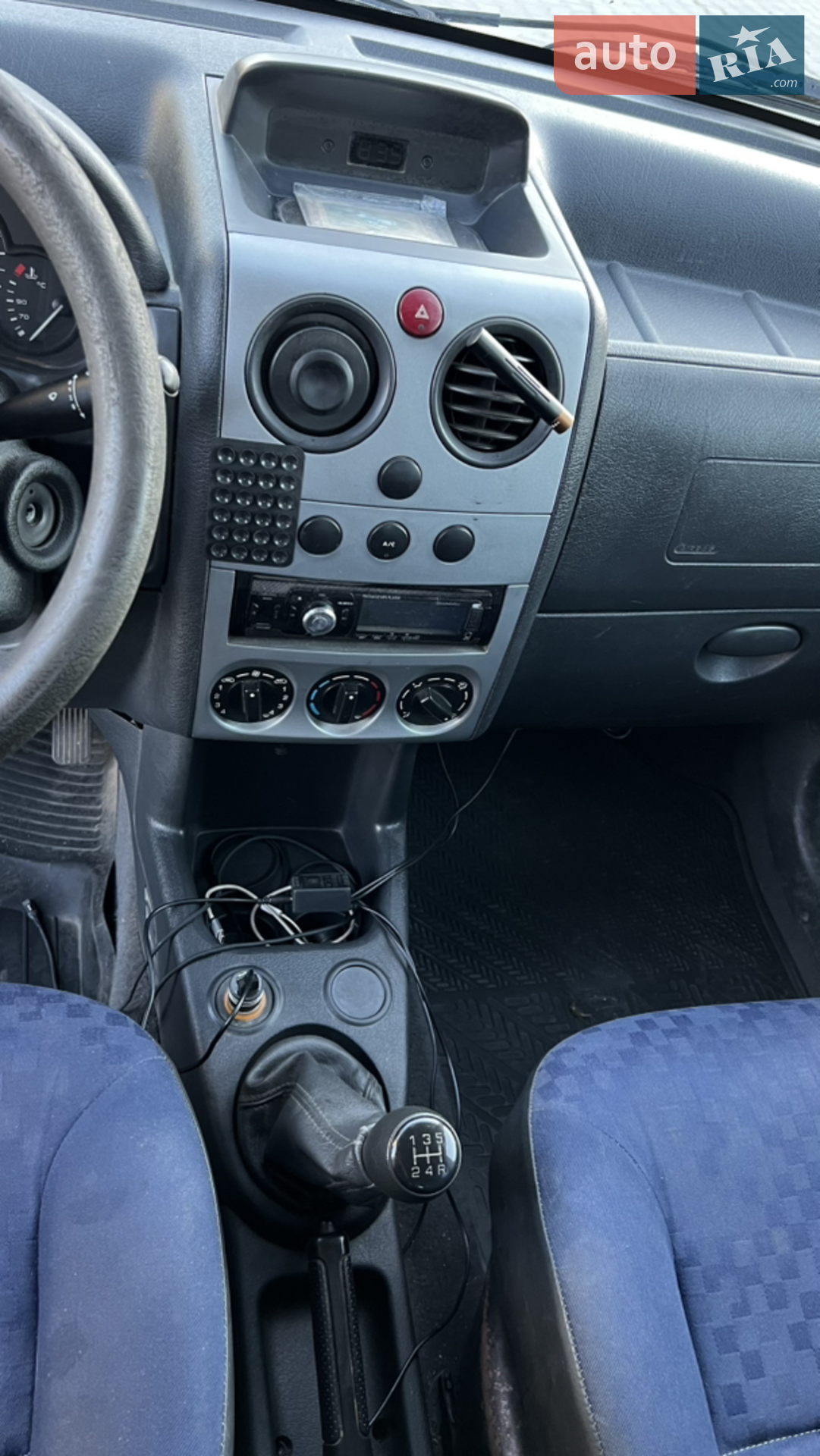 2010 Peugeot Partner - мініатюра 13
