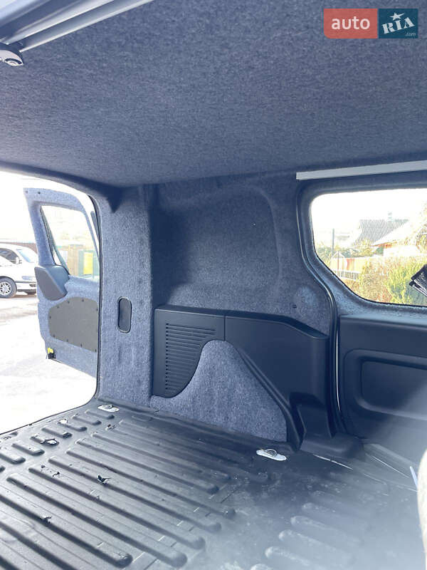 Мінівен Peugeot Partner 2017 в Хмельницькому