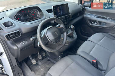 Грузопассажирский фургон Peugeot Partner 2021 в 