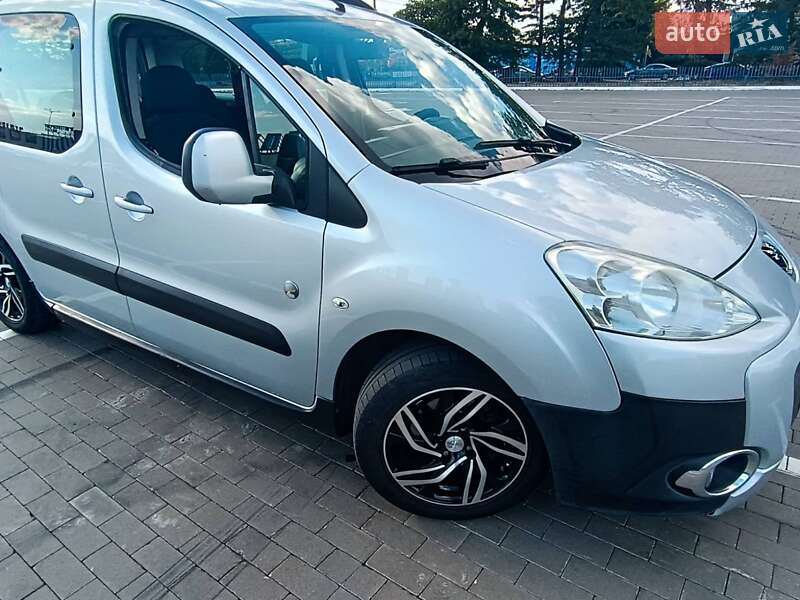 Мінівен Peugeot Partner 2011 в Одесі