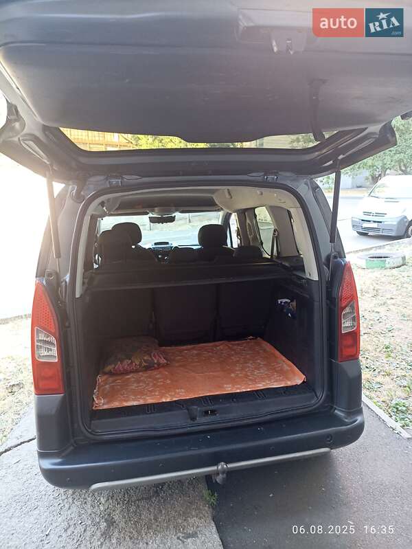 Мінівен Peugeot Partner 2015 в Одесі