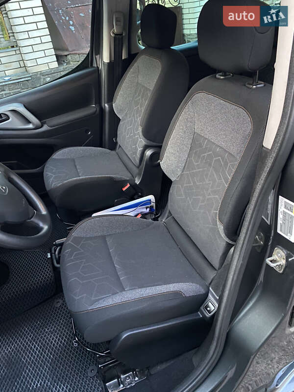 Мінівен Peugeot Partner 2018 в Житомирі