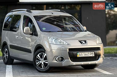 Минивэн Peugeot Partner 2012 в Ивано-Франковске