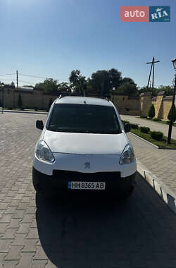 Грузовой фургон Peugeot Partner 2013 в Измаиле