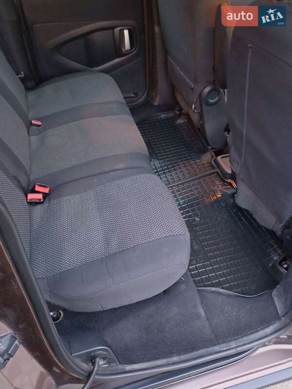 Мінівен Peugeot Partner 2014 в Львові