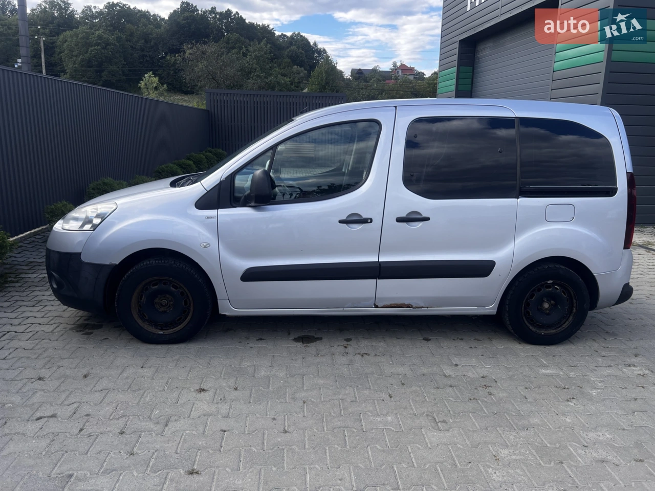 2013 Peugeot Partner - мініатюра 34
