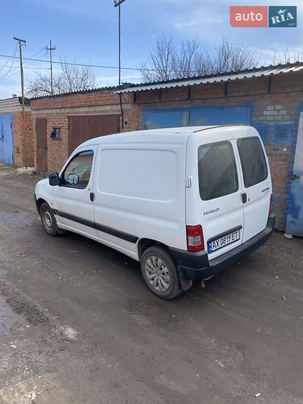 Другие грузовики Peugeot Partner 2011 в Харькове