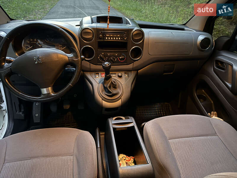 Минивэн Peugeot Partner 2012 в Ивано-Франковске