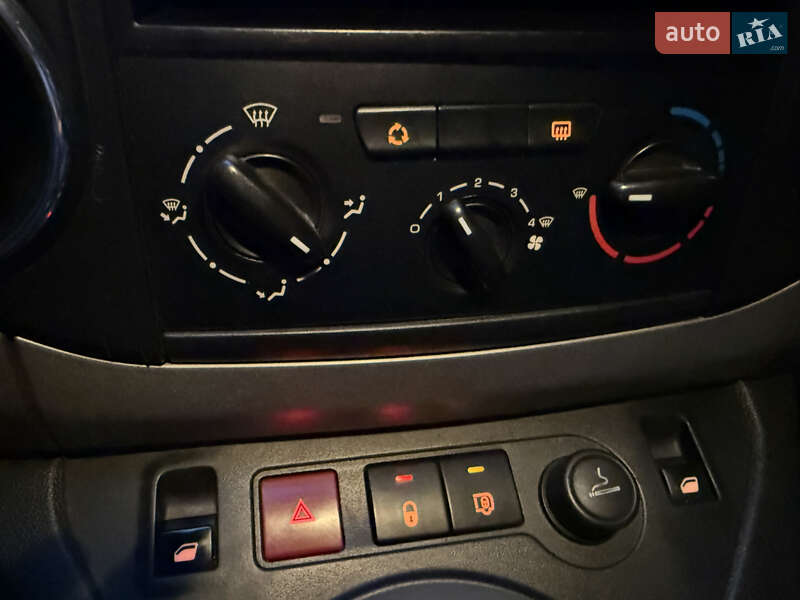 Минивэн Peugeot Partner 2012 в Ивано-Франковске