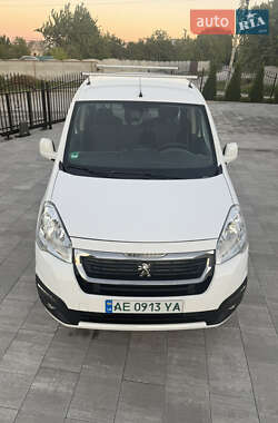 Вантажний фургон Peugeot Partner 2018 в Кам'янському