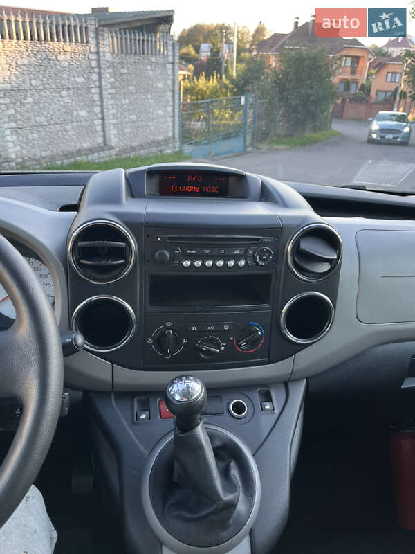 Минивэн Peugeot Partner 2011 в Ровно