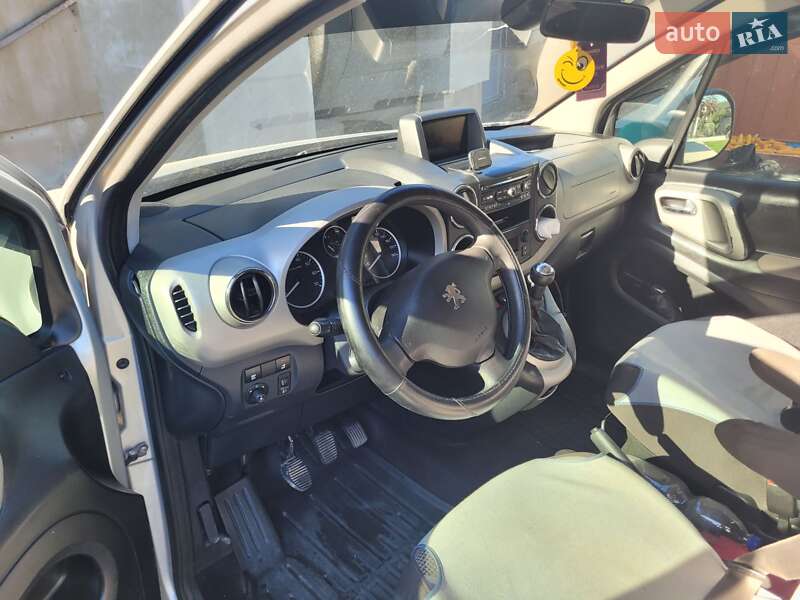 Минивэн Peugeot Partner 2010 в Снятине фото 3 Минивэн Peugeot Partner 2010 в Снятине