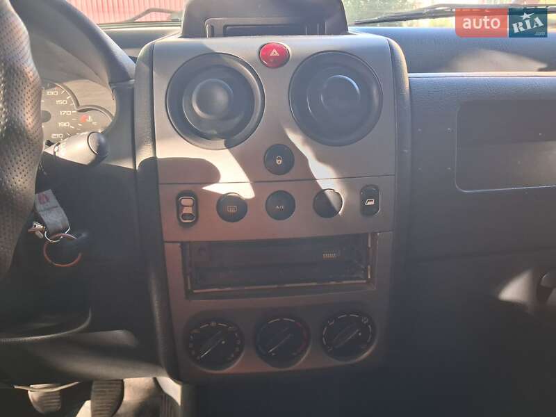 Минивэн Peugeot Partner 2008 в Каменец-Подольском фото 3 Минивэн Peugeot Partner 2008 в Каменец-Подольском