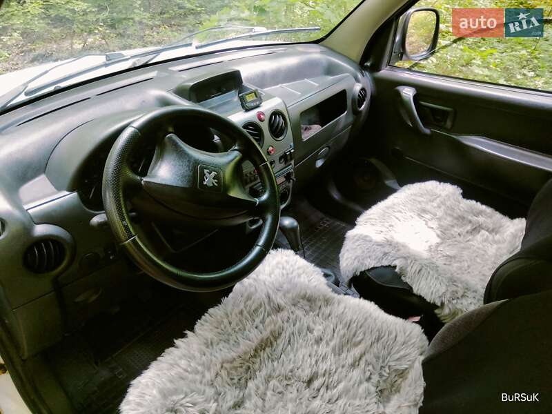Минивэн Peugeot Partner 2005 в Хмельницком