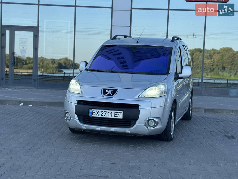 Минивэн Peugeot Partner 2010 в Хмельницком