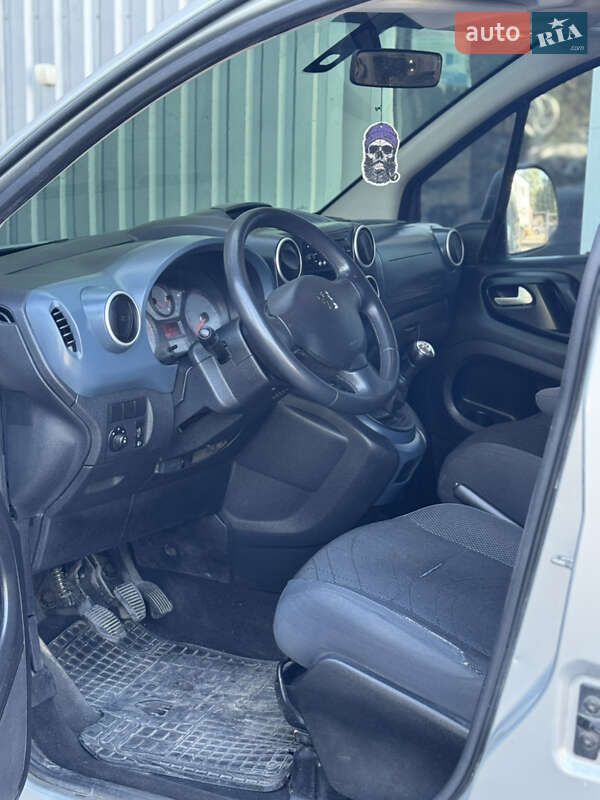 Минивэн Peugeot Partner 2010 в Хмельницком