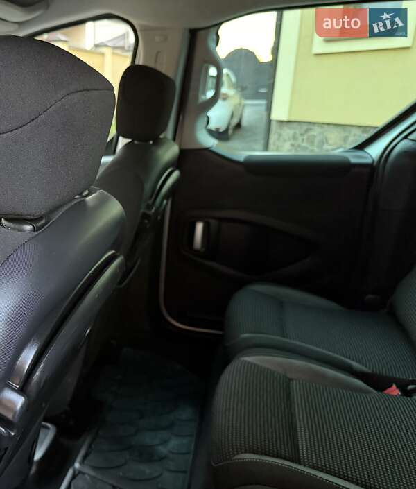 Минивэн Peugeot Partner 2017 в Львове