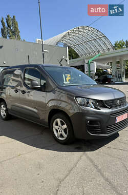 Вантажний фургон Peugeot Partner 2020 в Запоріжжі