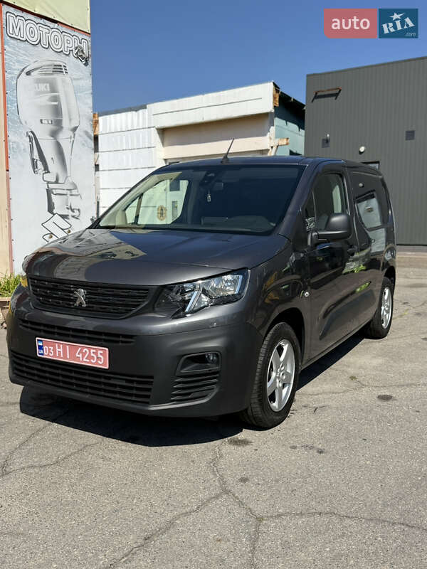 Вантажний фургон Peugeot Partner 2020 в Запоріжжі