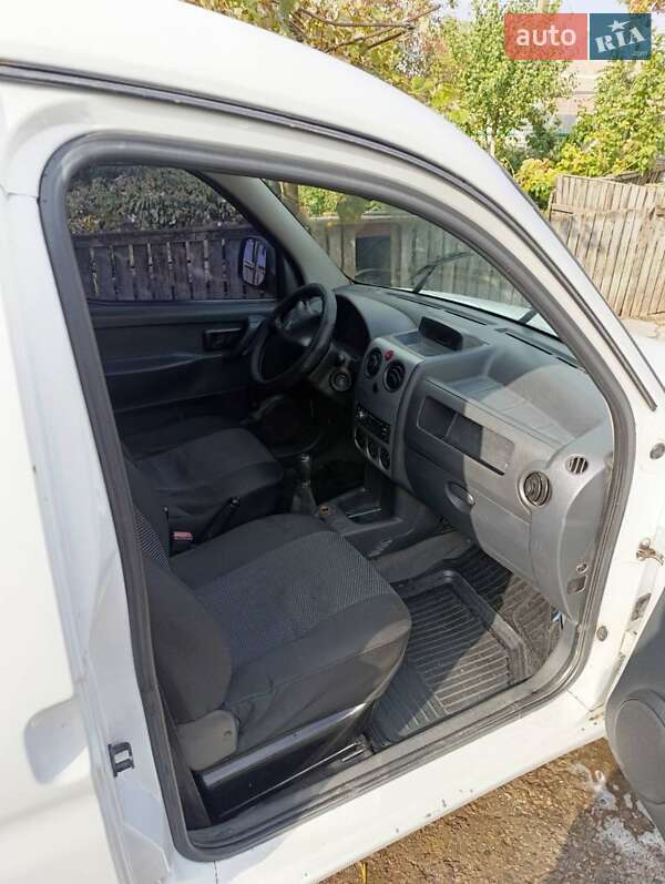 Другие грузовики Peugeot Partner 2008 в Белой Церкви фото 4 Другие грузовики Peugeot Partner 2008 в Белой Церкви